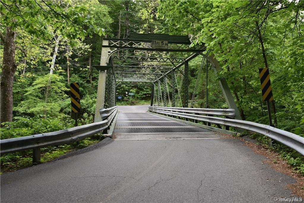 155 Grand Street Photo 30