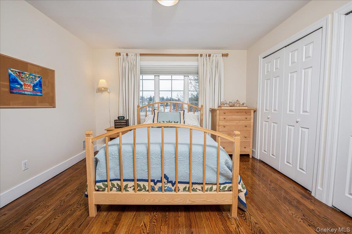 24 Kent Avenue Photo 26