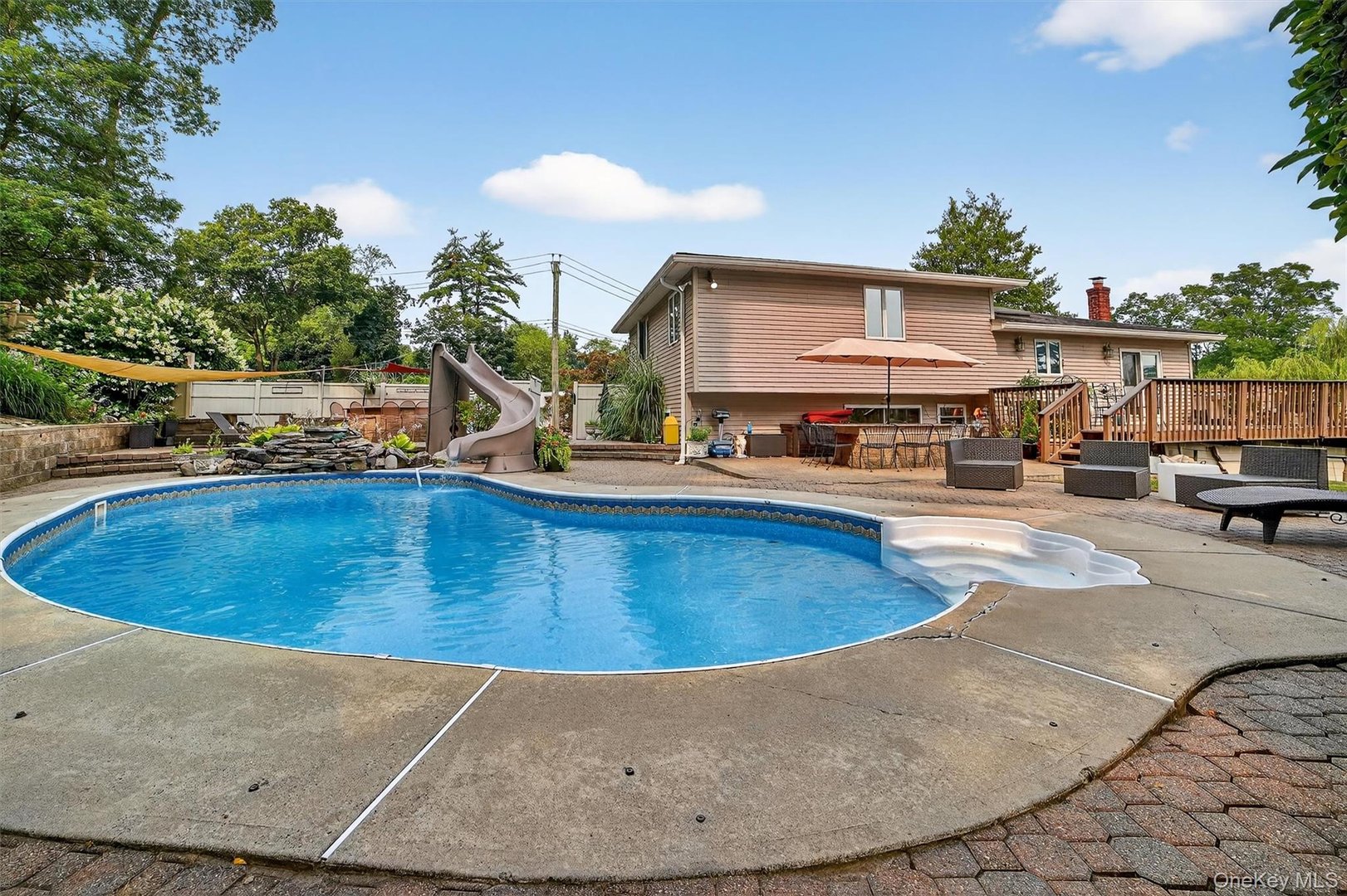 1 Overhill Road Photo 2