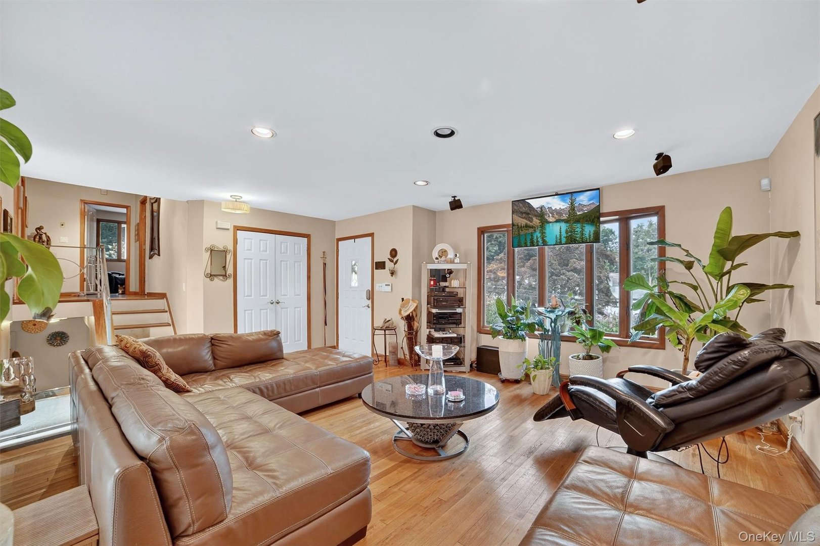 1 Overhill Road Photo 5