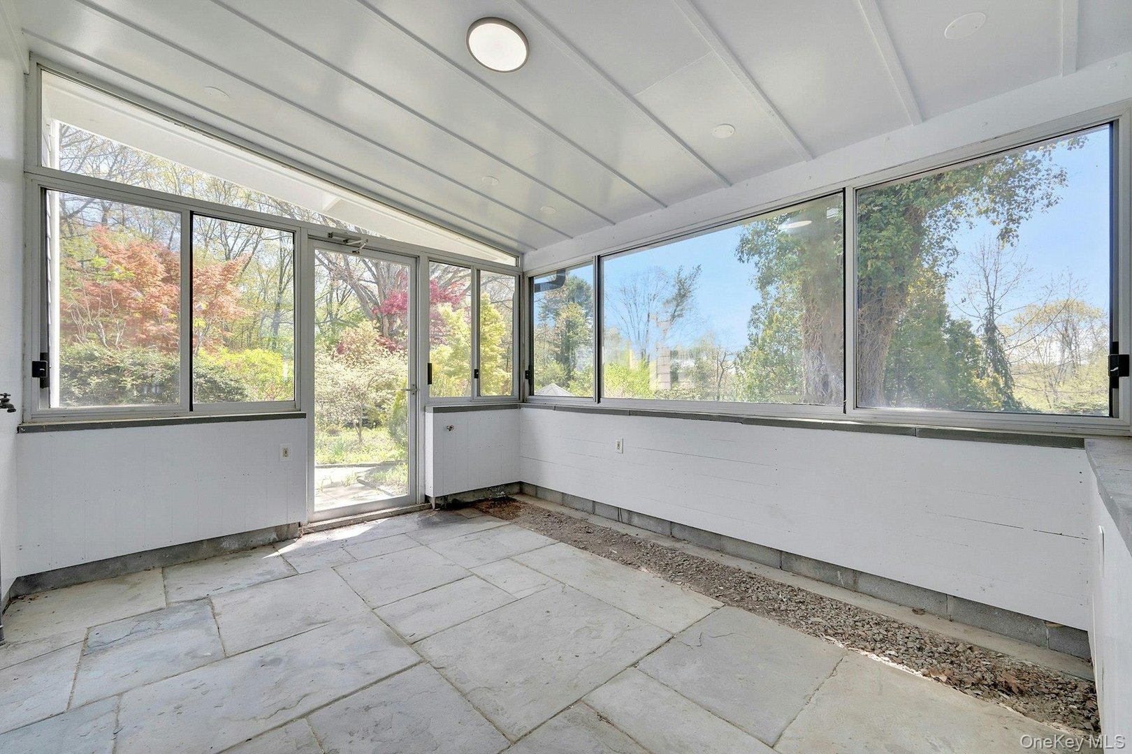 380 Cross River Road Photo 9
