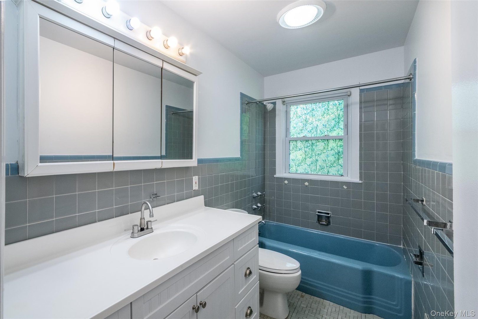 25 Crosshill Road Photo 17