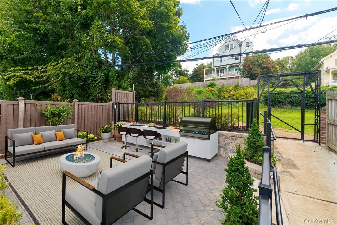 86 Main Street  #3 Photo 1