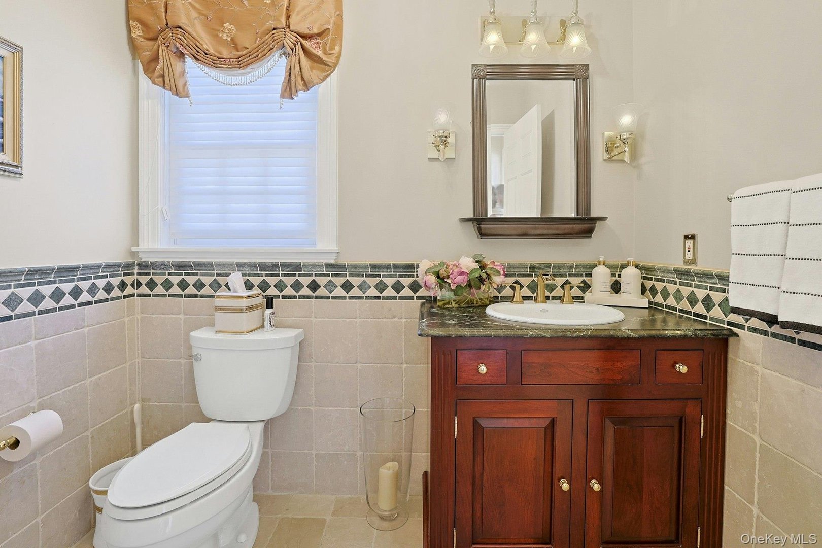 350 Wooded Hill Court Photo 15
