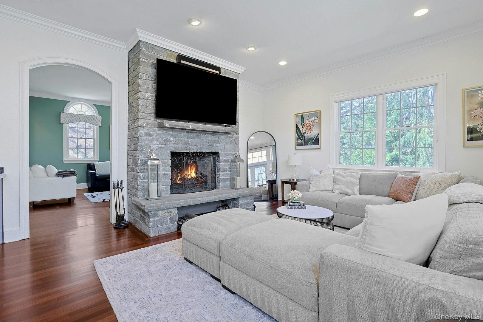 350 Wooded Hill Court Photo 13