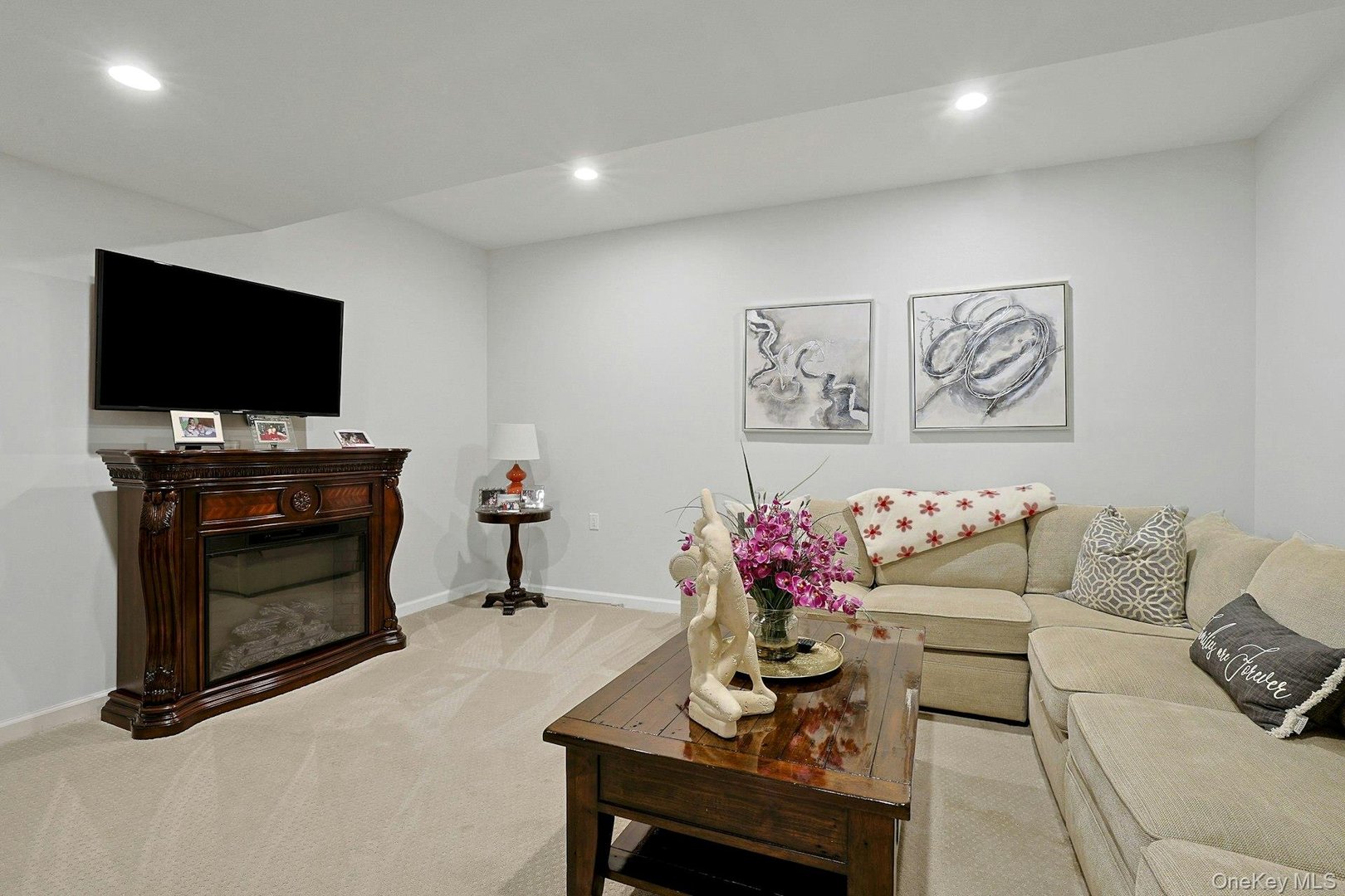 350 Wooded Hill Court Photo 34