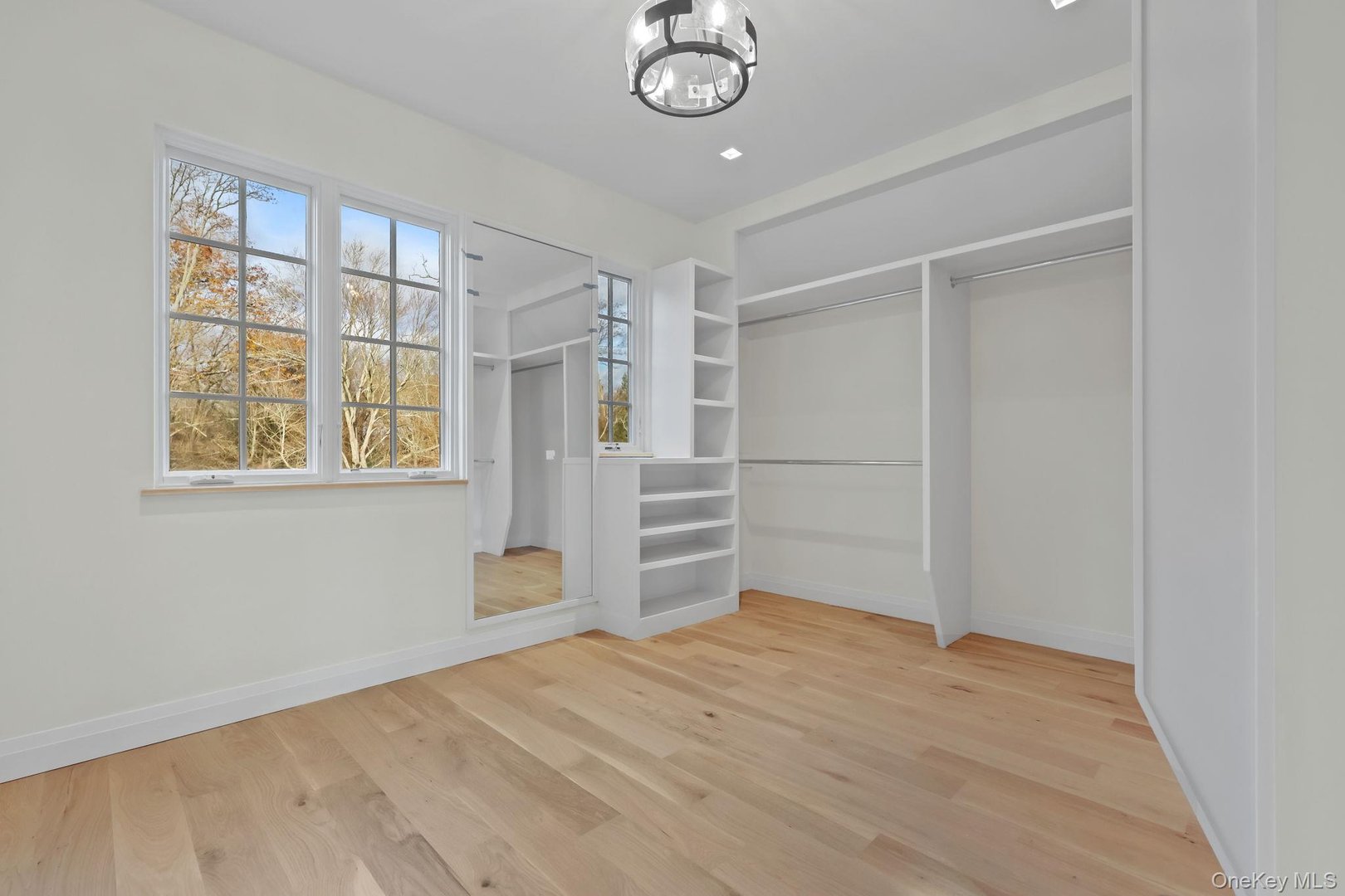 2 Barry Court Photo 33