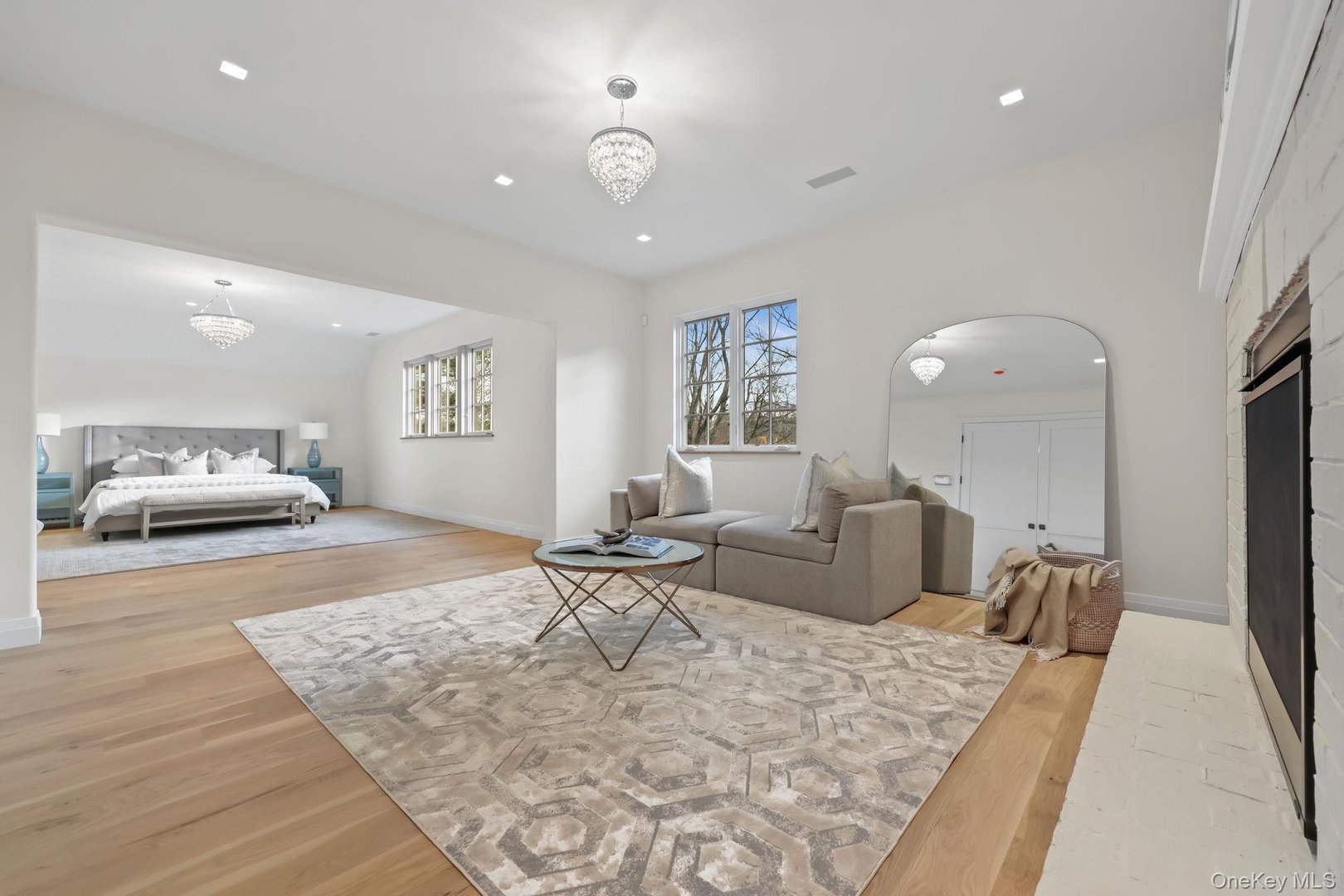 2 Barry Court Photo 24