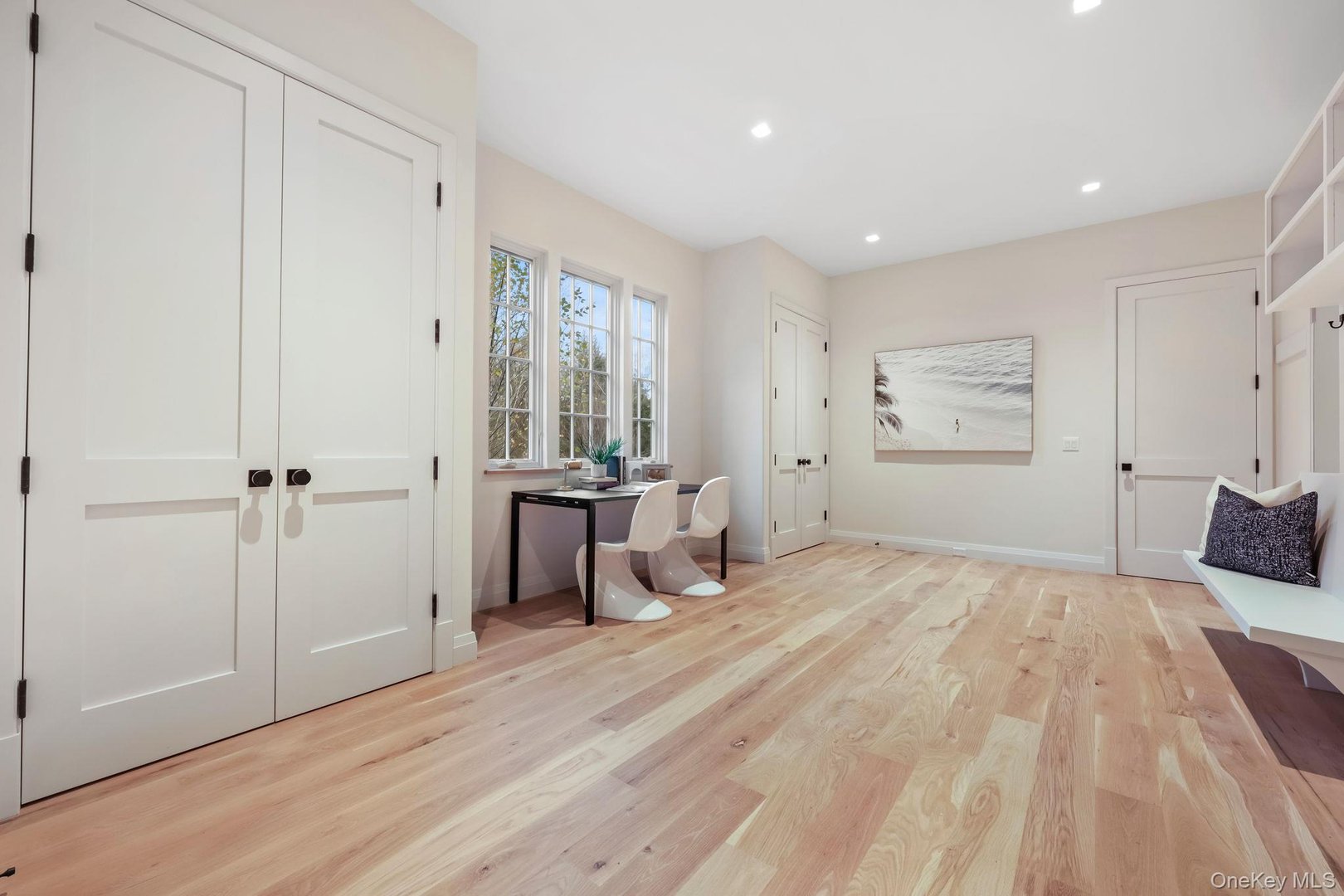 2 Barry Court Photo 21