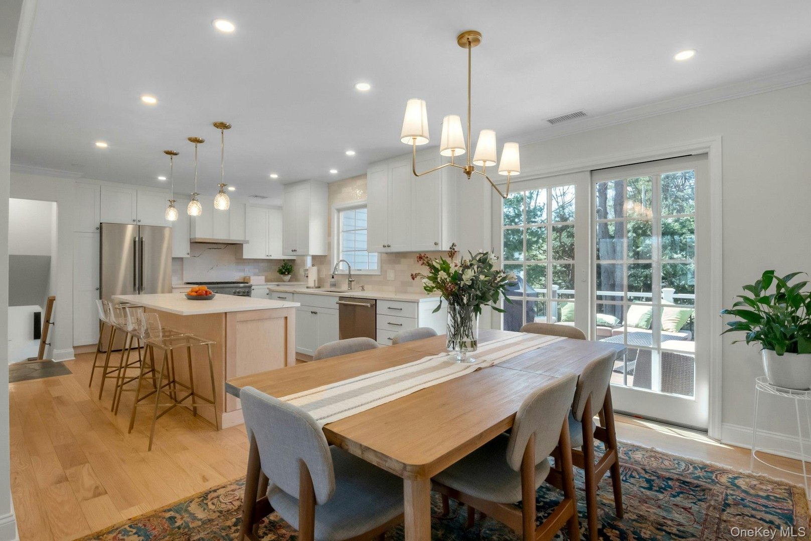 88 Marion Drive Photo 11