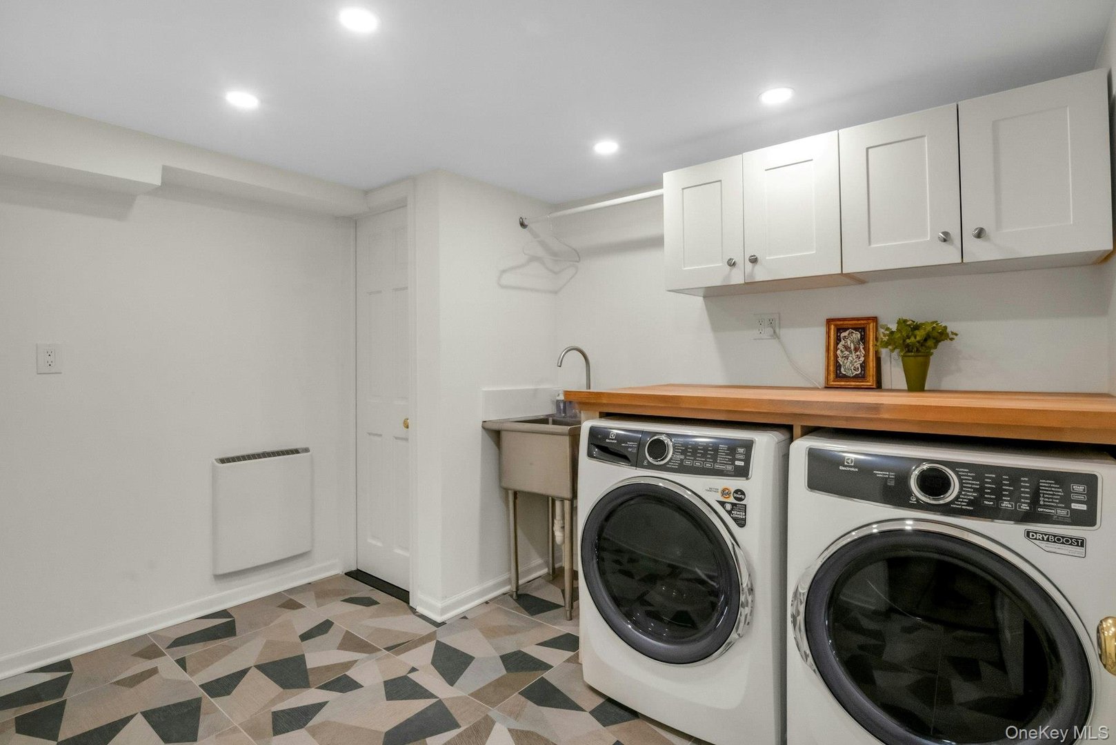 88 Marion Drive Photo 31