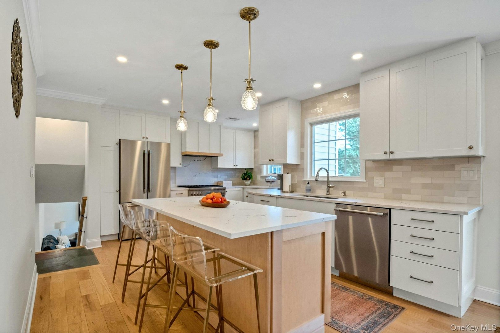 88 Marion Drive Photo 7