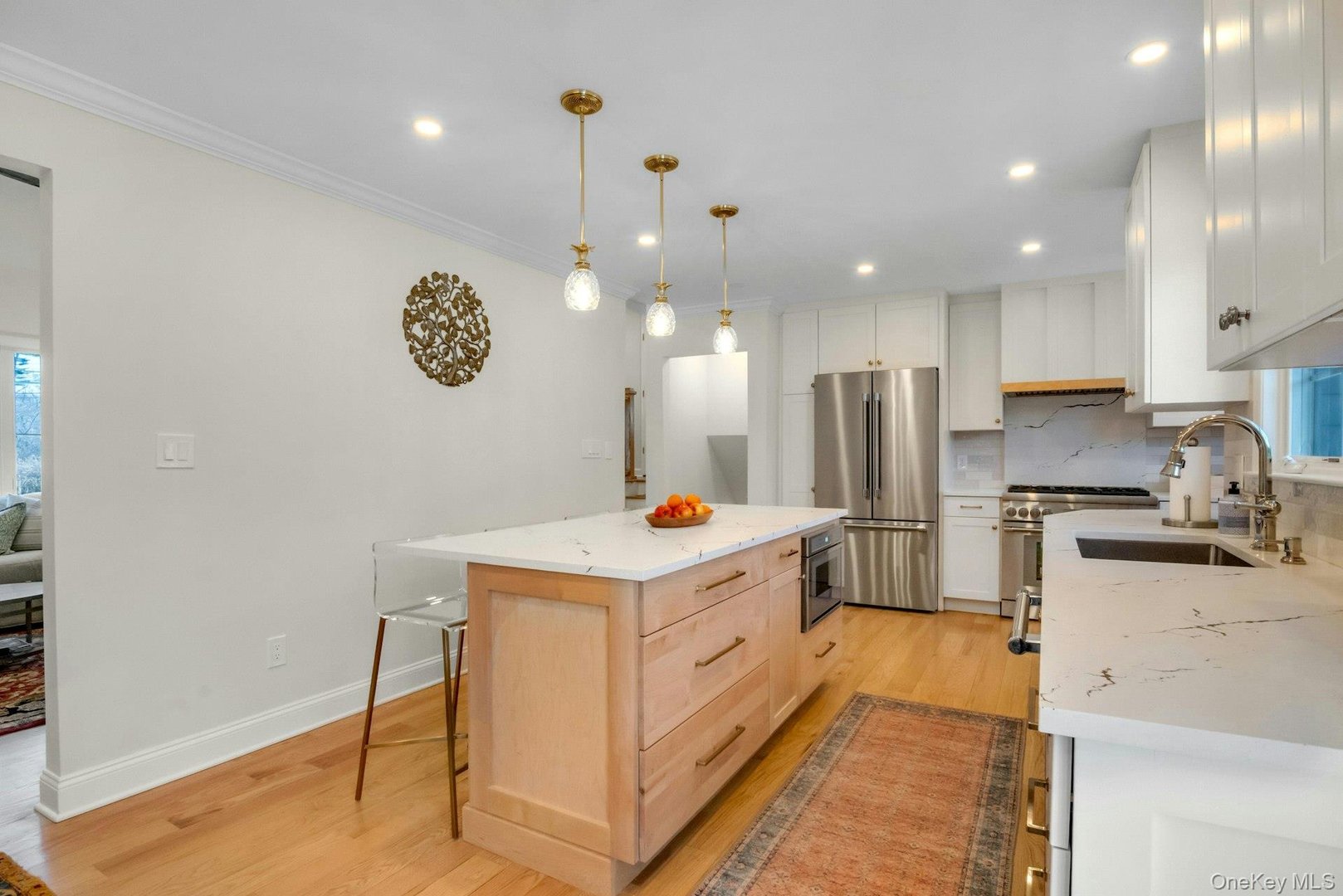 88 Marion Drive Photo 8