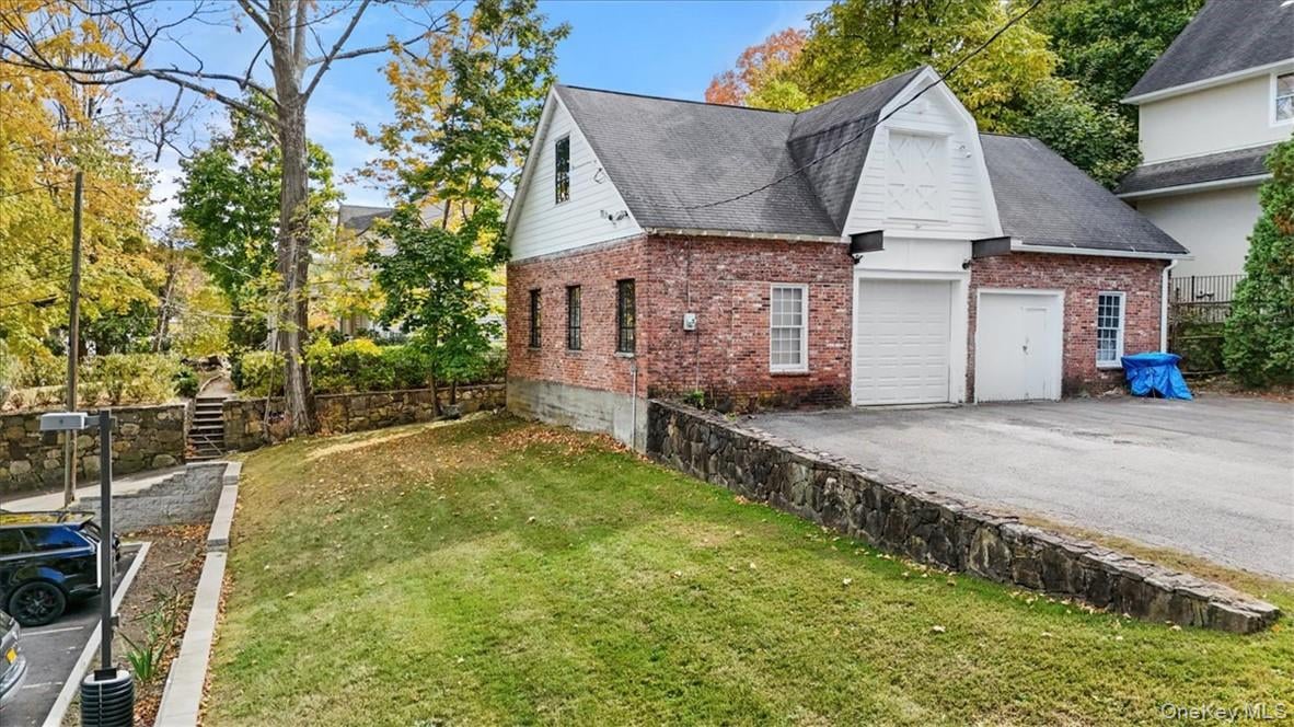 74 S Moger Avenue Photo 35