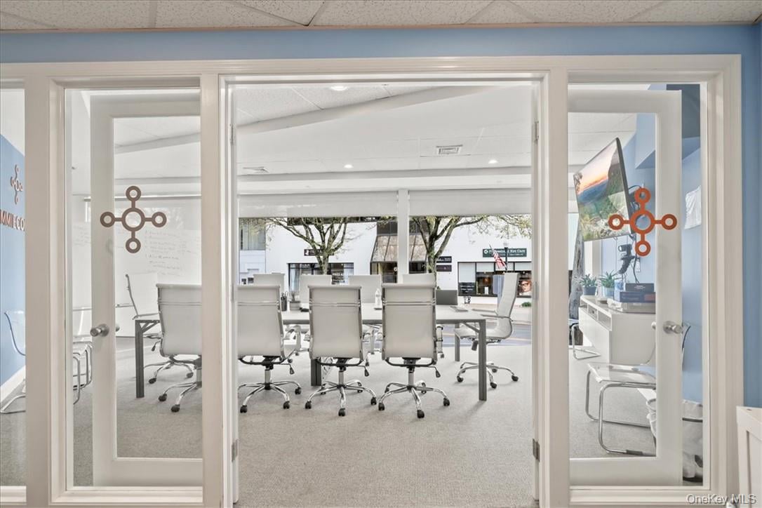 74 S Moger Avenue Photo 17