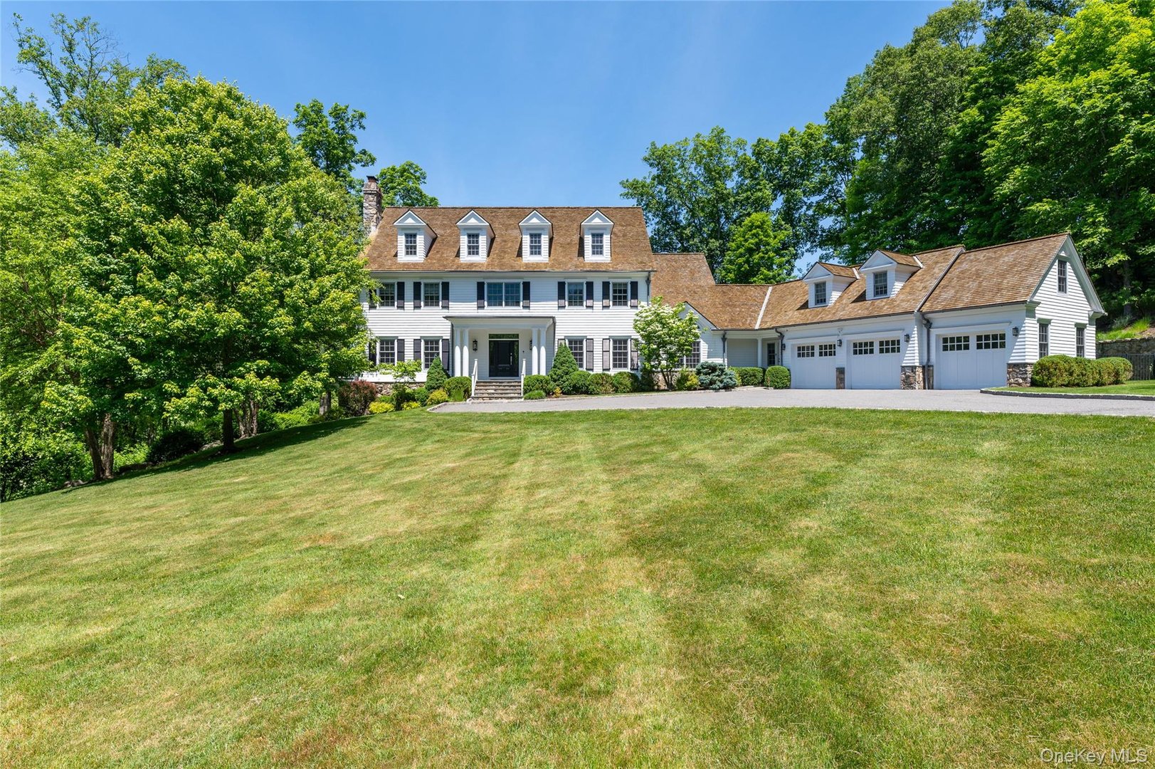 86 Sheather Road Photo 3