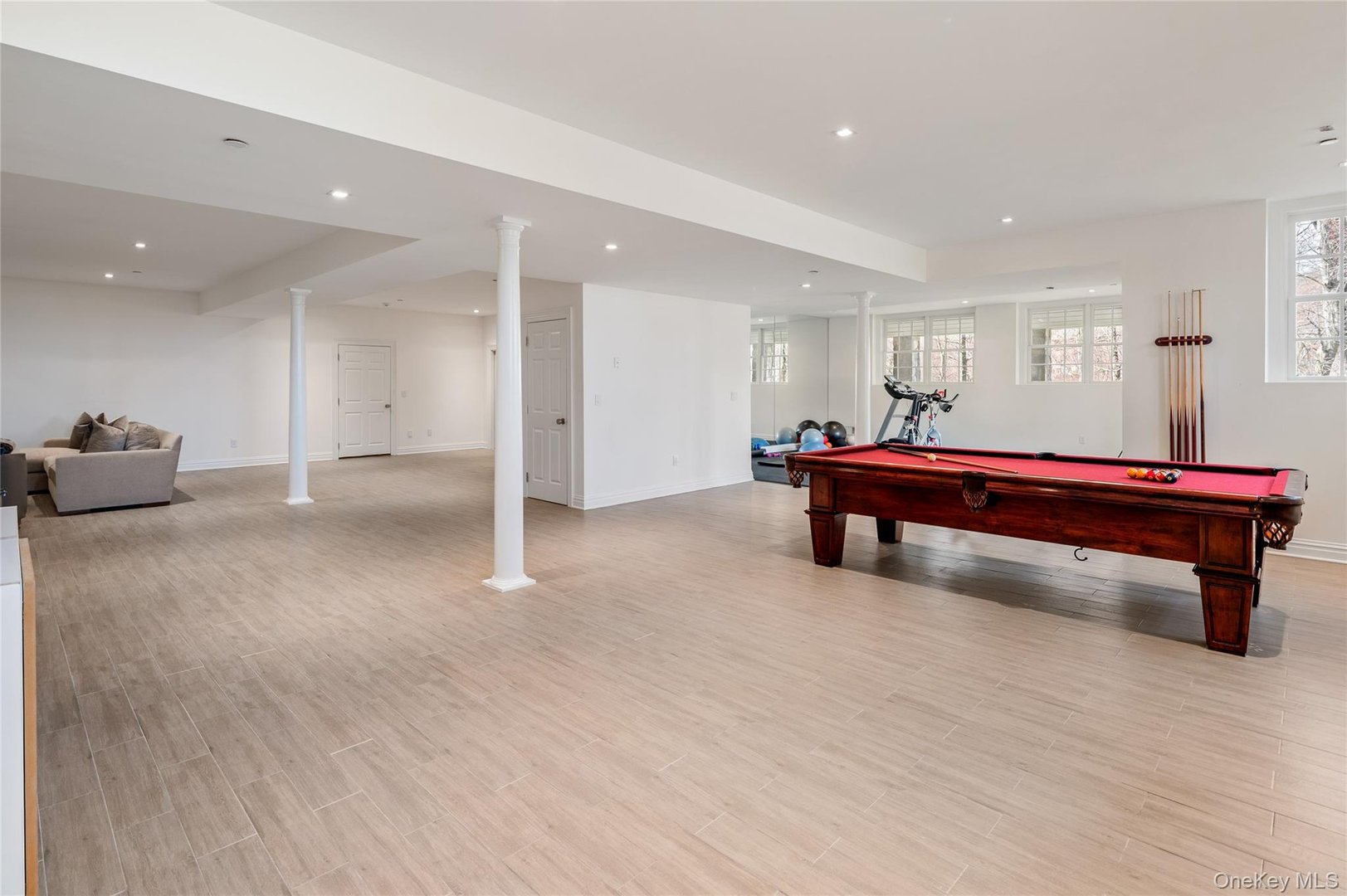 86 Sheather Road Photo 41