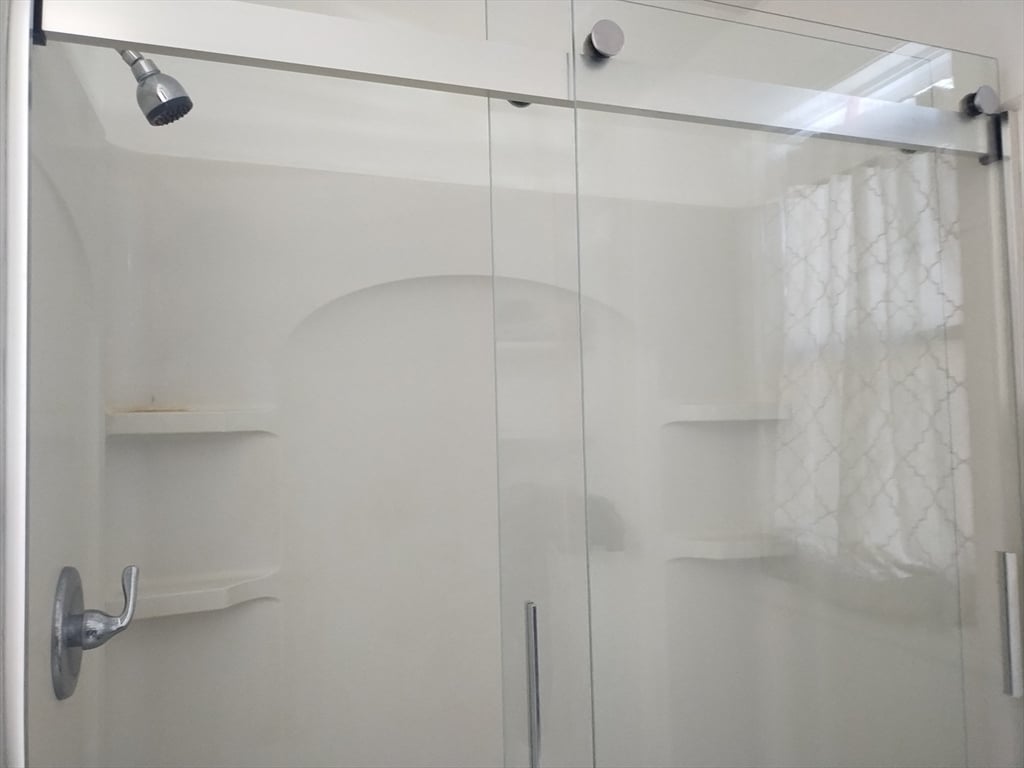 26 Russell St  #A-B Photo 39