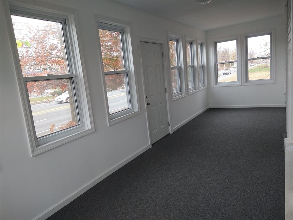 26 Russell St  #A-B Photo 35