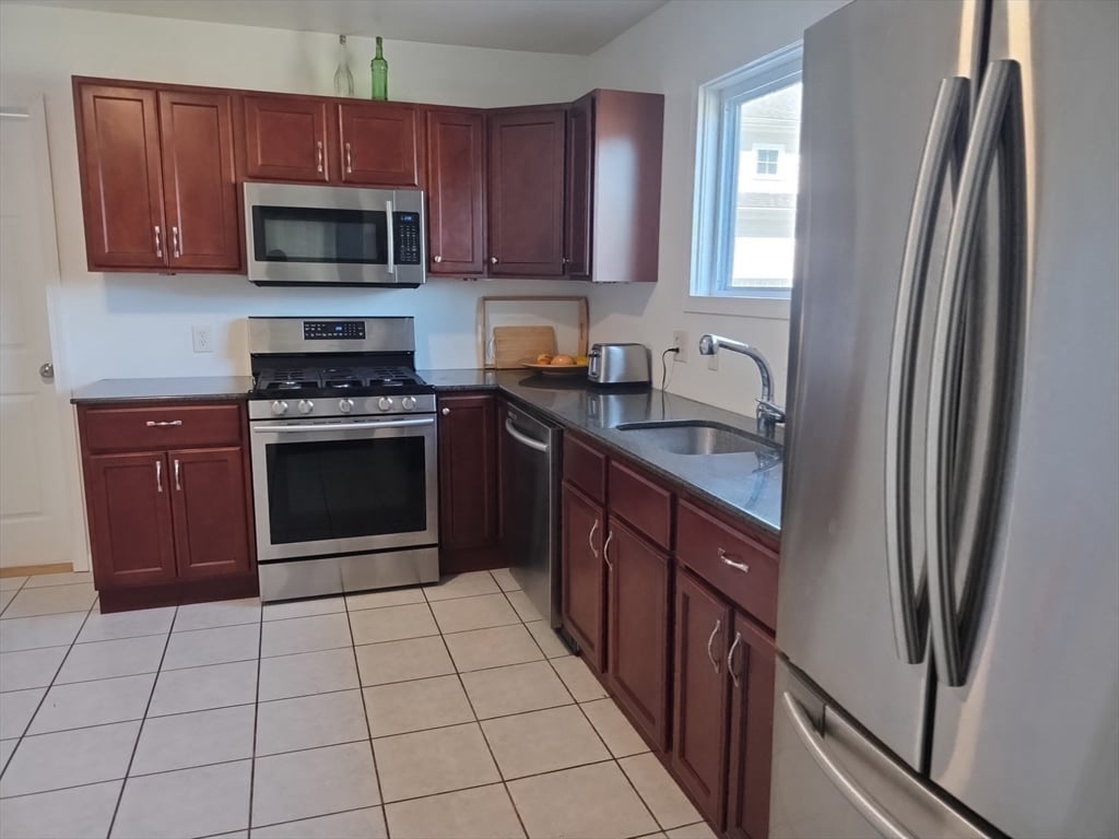 26 Russell St  #A-B Photo 31