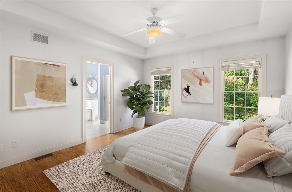 10 Golden Cir Photo 14