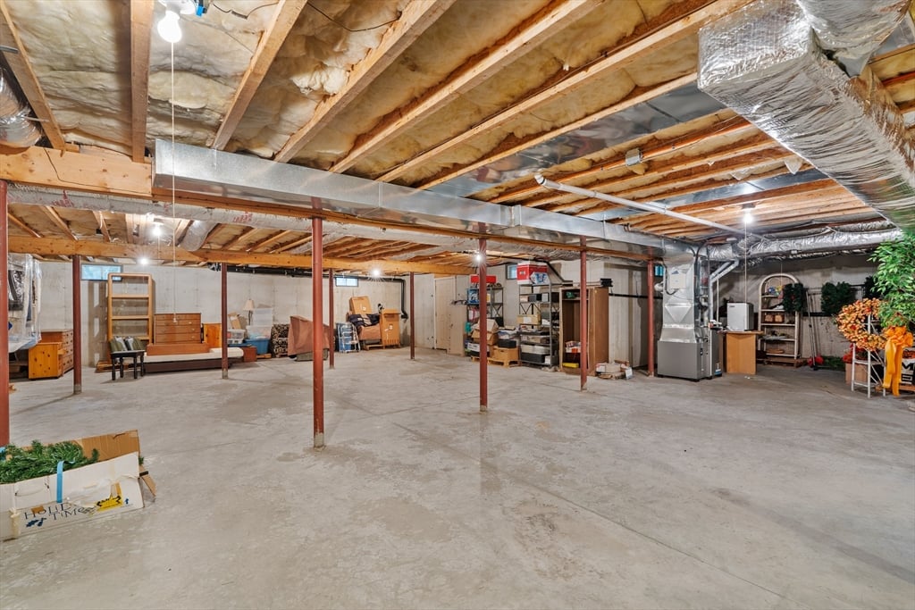 10 Golden Cir Photo 22