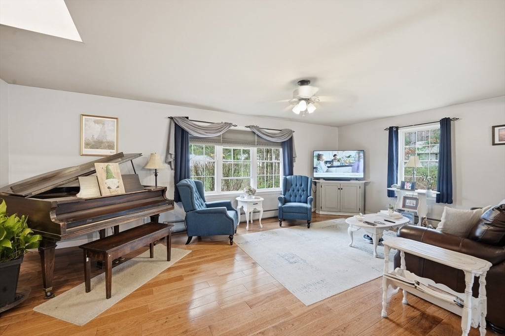 7 Hillside Meadows Dr Photo 15