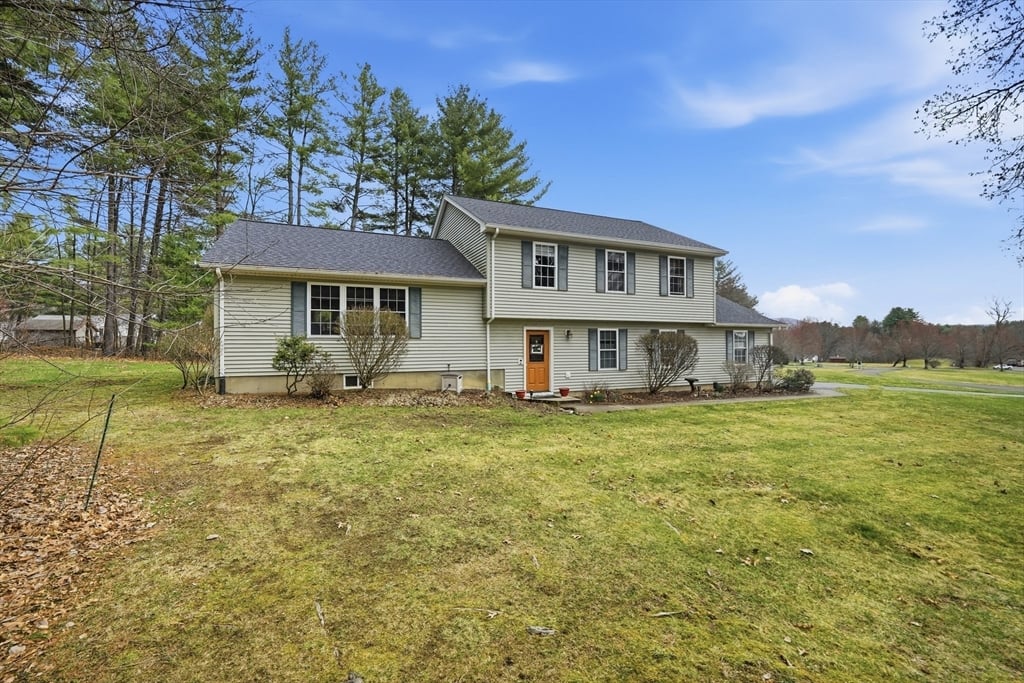 7 Hillside Meadows Dr Photo 3