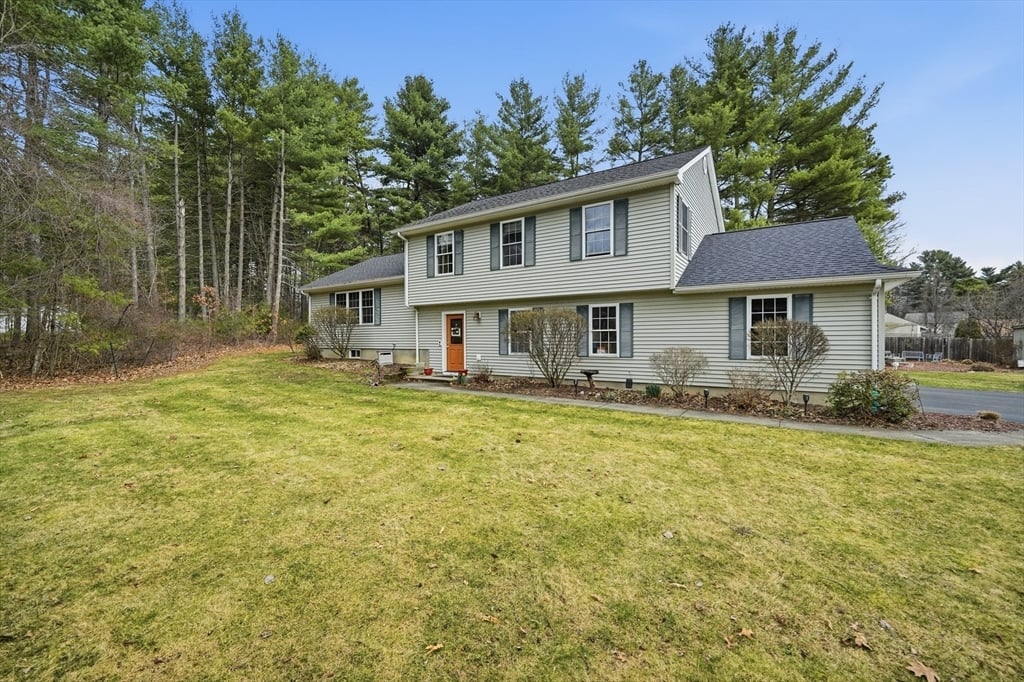 7 Hillside Meadows Dr Photo 2