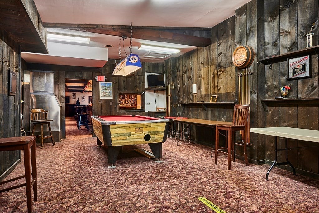 74 College Hwy Photo 39