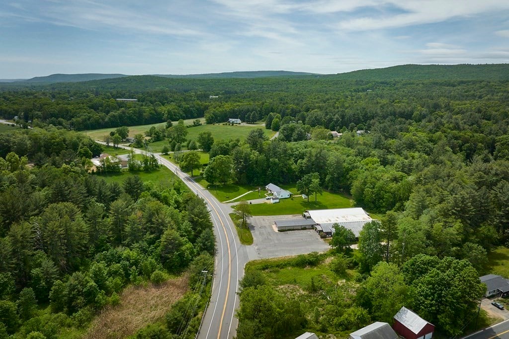 74 College Hwy Photo 6