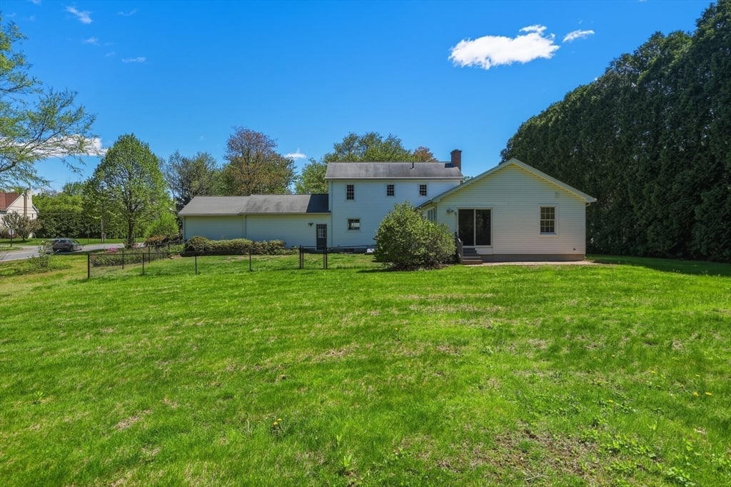 1 Kozera Ave Photo 38