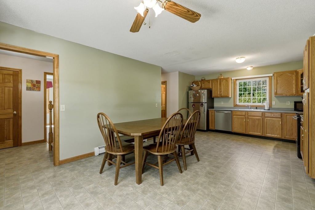 1 Kozera Ave Photo 6