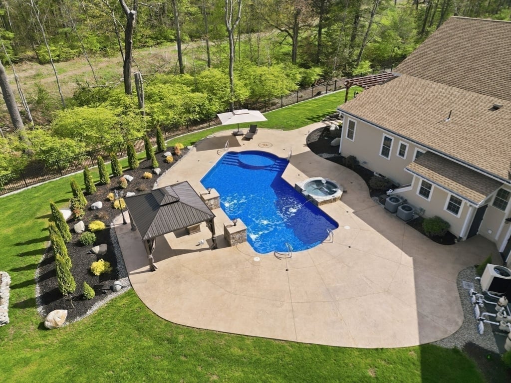 8 Fitch Farm Way Photo 5