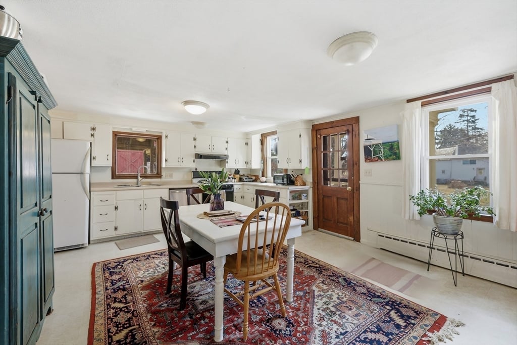 128 West St Photo 19