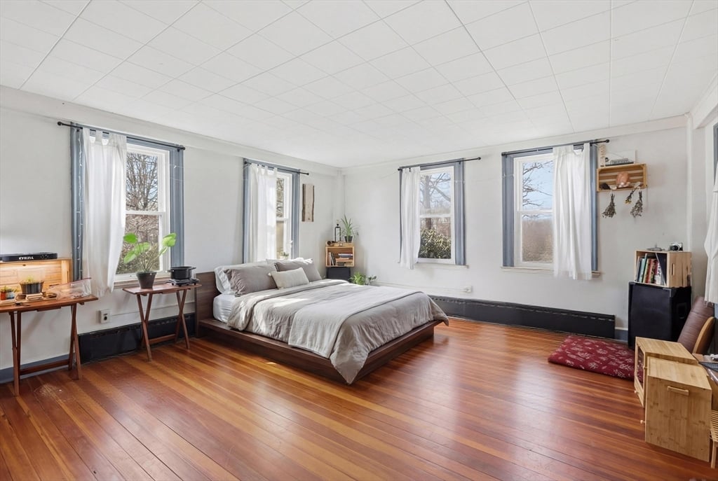 128 West St Photo 26