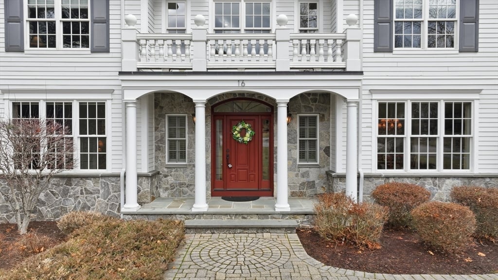 16 Falcon Heights Photo 6