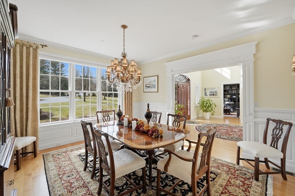 16 Falcon Heights Photo 14