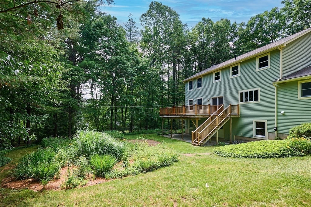 2 Eastwood Dr Photo 36