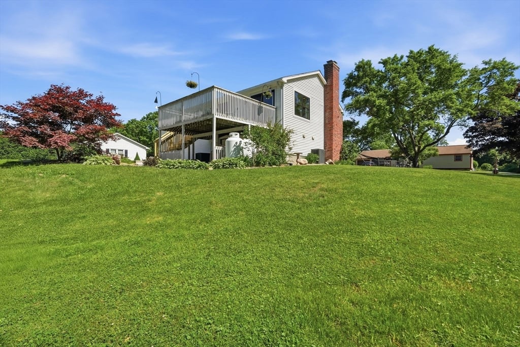 17 Captain Lathrop Dr Photo 31