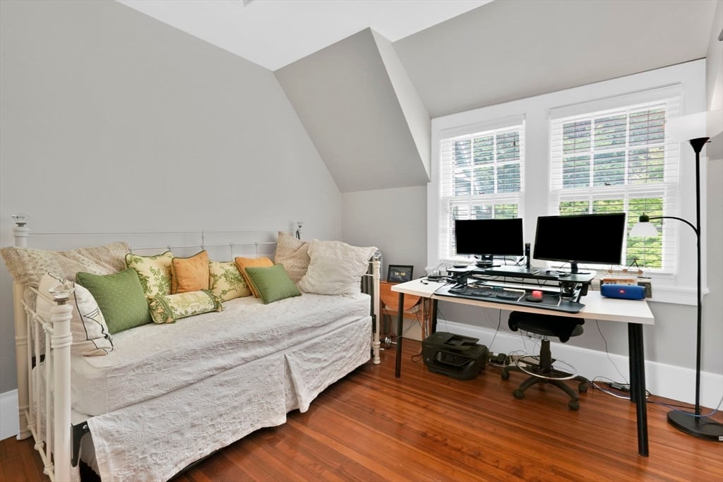 135 Forest Glen Rd Photo 35
