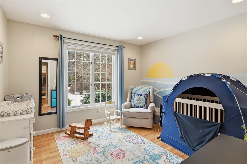 6 Shattuck Road Photo 28