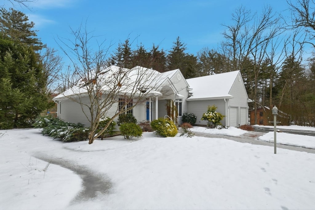 6 Shattuck Road Photo 2