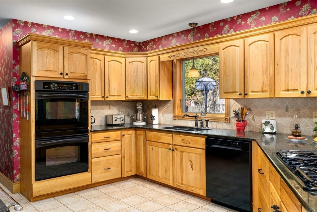 254 Bryant St Photo 8