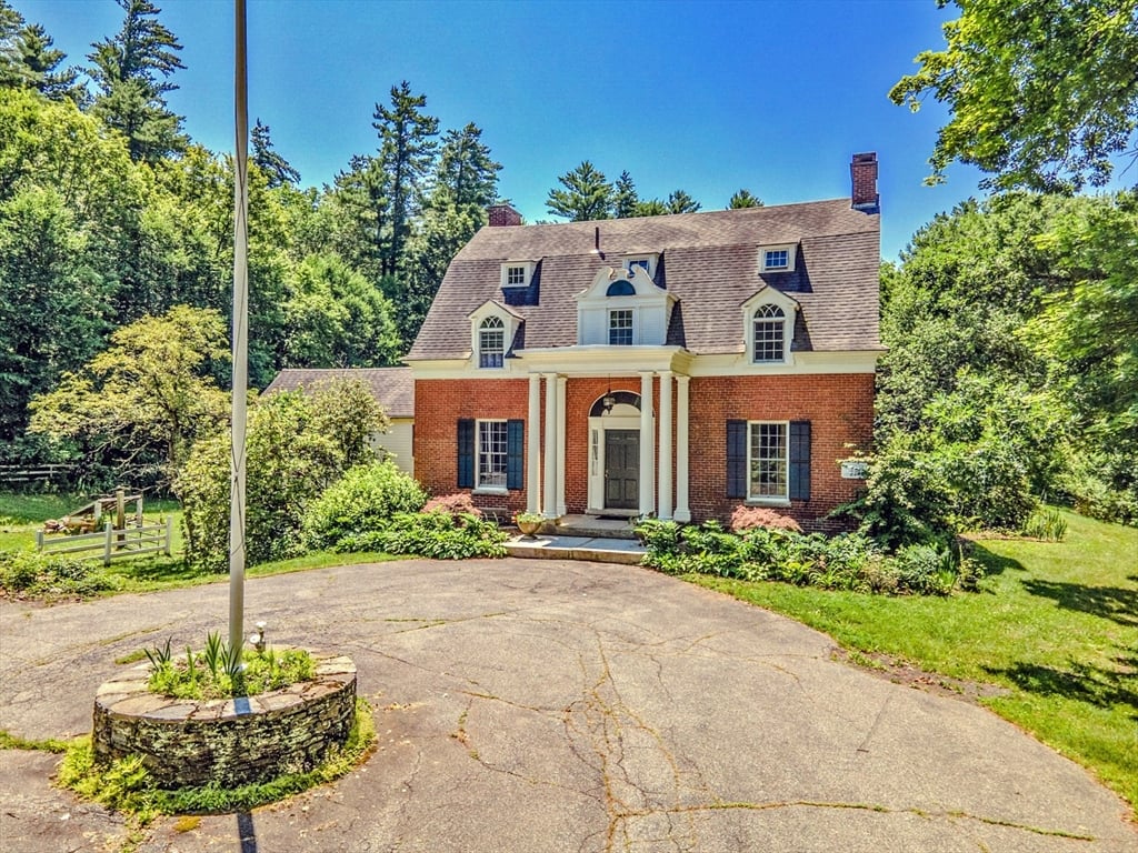237 Birnam Road Photo 4