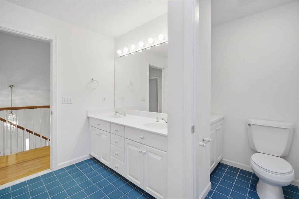 53 Ashford Rd Photo 31