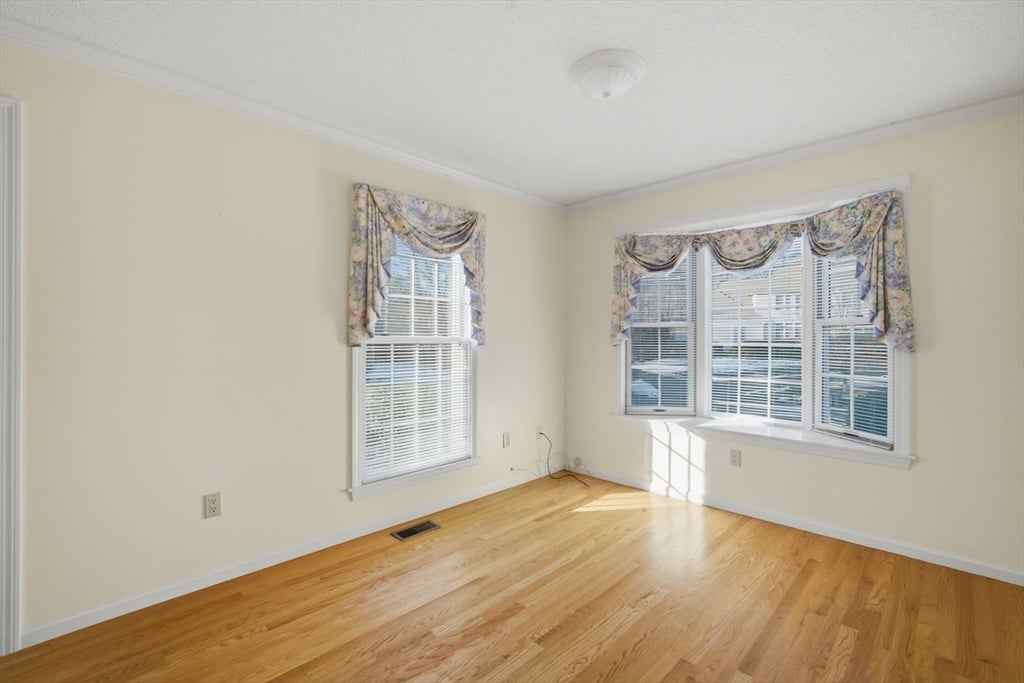 53 Ashford Rd Photo 11