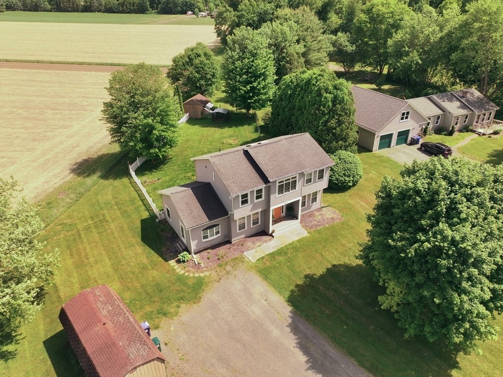 36 Swamp Road Photo 11