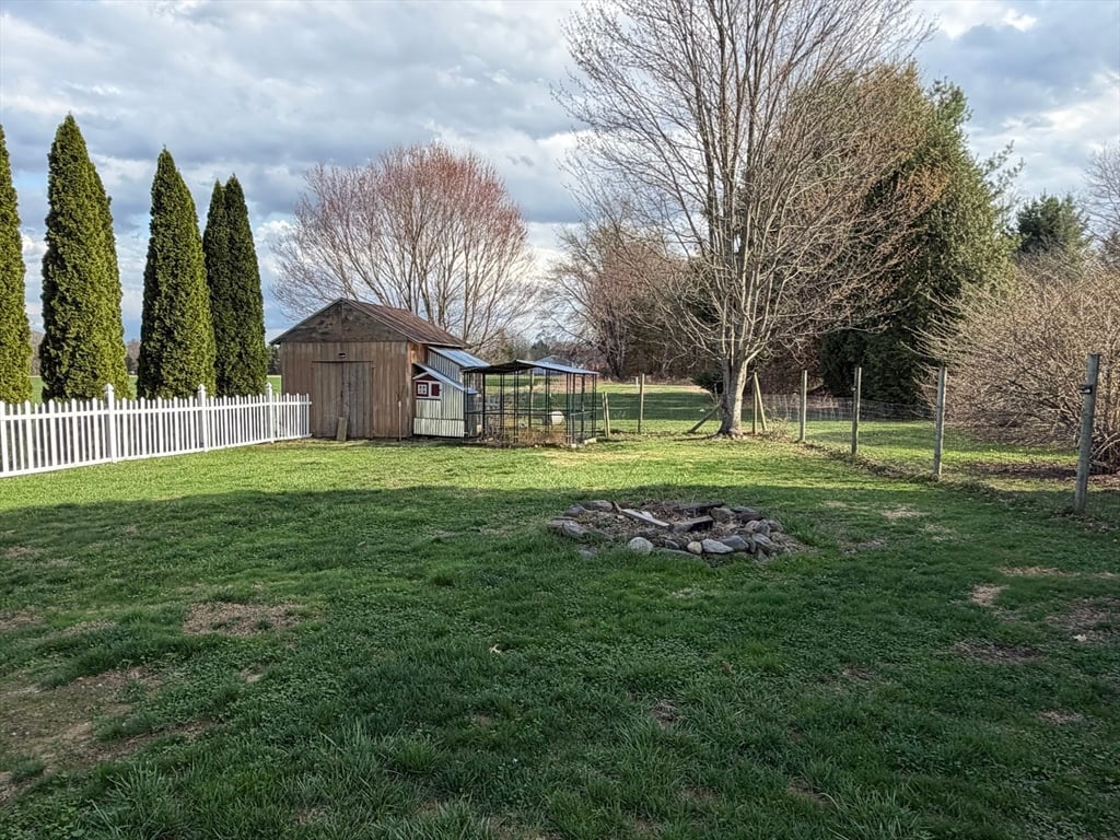 36 Swamp Road Photo 6