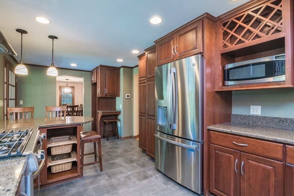 68 Highland Ave Photo 14